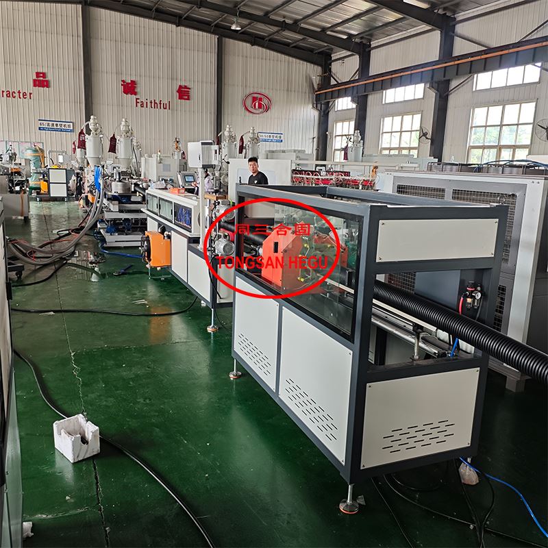 DWC Pipe Machine 90mm Plastic Pipe Extrusion Machine